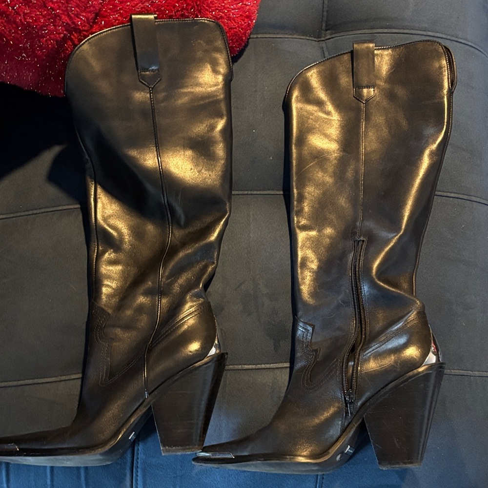Gianni Bini Black Heeled Leather Boots